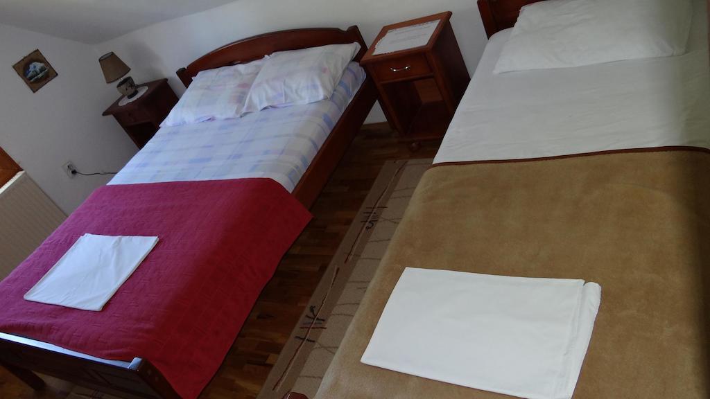 Guest House Milena 자블야크 외부 사진